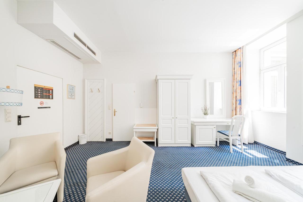 Self-Check-In Hotel Adlon Bécs Kültér fotó