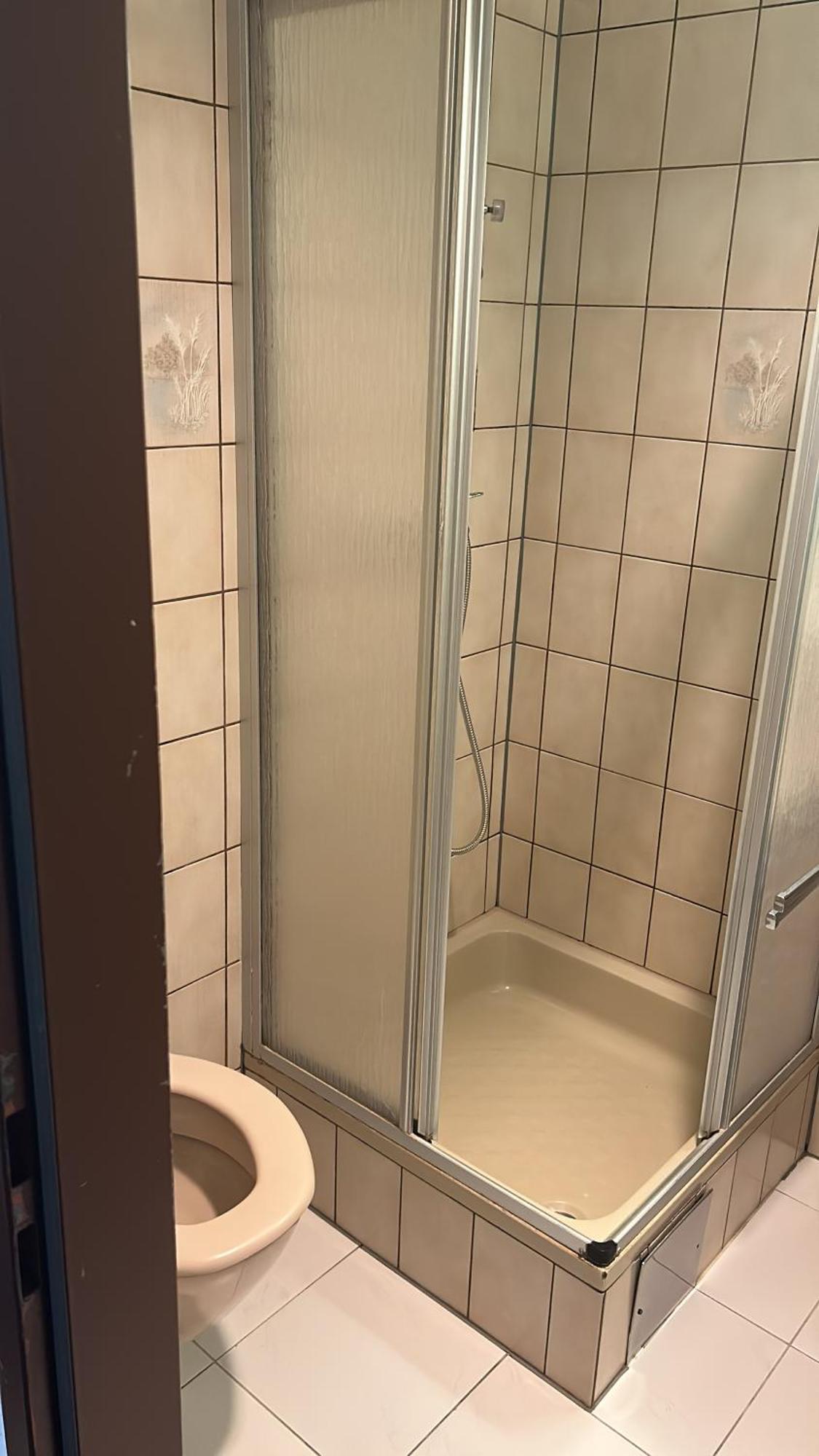 Self-Check-In Hotel Adlon Bécs Kültér fotó